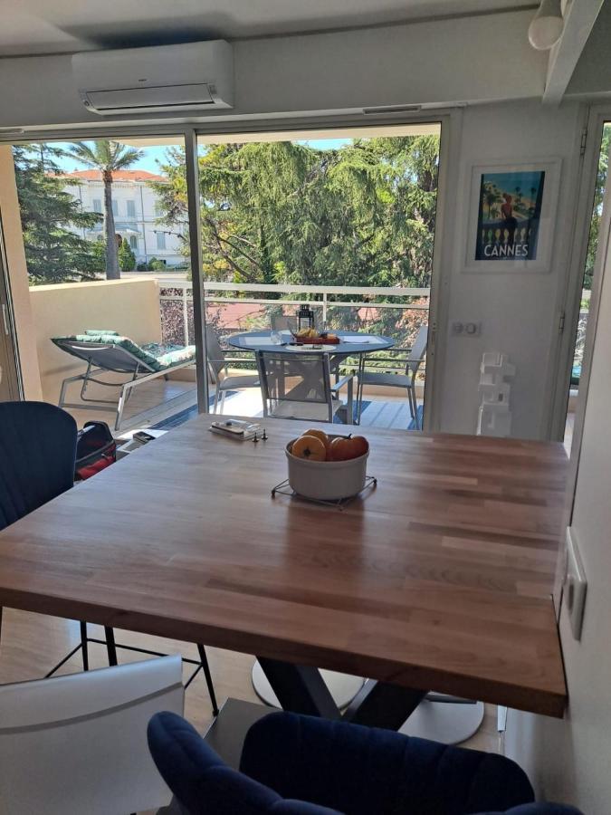 Henri Camille Real Estate -beautiful One Bedroom Swimming Pool And Parking Casa de férias *